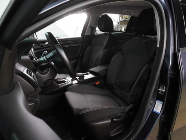 Renault Megane IV с пробегом 2018 года, цена 1 649 000 рублей, 146689 км, универсал, Автокод Объявления