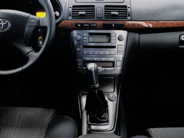 Toyota Avensis II Рестайлинг с пробегом 2007 года, цена 860 000 рублей, 236718 км, седан, Автокод Объявления