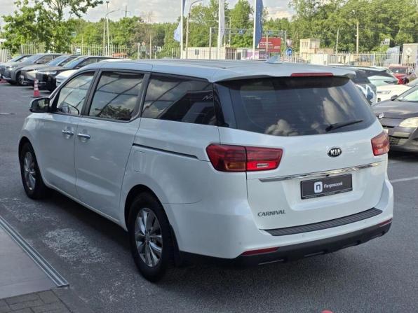 Kia Carnival III с пробегом 2019 года, цена 2 350 000 рублей, 127594 км, минивэн, Автокод Объявления