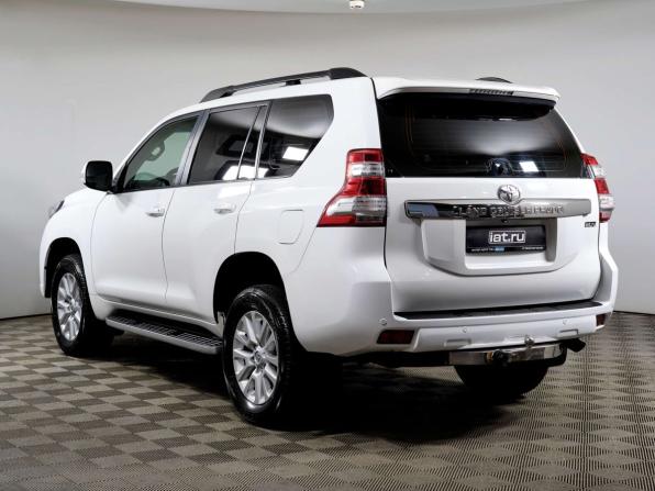 Toyota Land Cruiser Prado 150 Series Рестайлинг 1 с пробегом 2014 года, цена 2 698 000 рублей, 333755 км, внедорожник, Автокод Объявления
