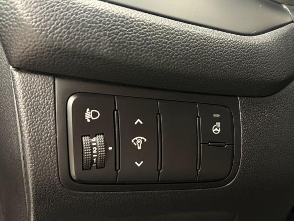 Kia Ceed II Рестайлинг с пробегом 2017 года, цена 1 339 000 рублей, 132689 км, универсал, Автокод Объявления