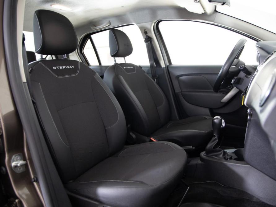 Renault Logan II Рестайлинг Санкт-Петербург  - изображение 18