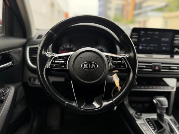 Kia Seltos I с пробегом 2020 года, цена 2 249 000 рублей, 65936 км, внедорожник, Автокод Объявления