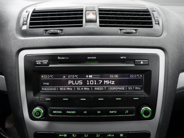 Skoda Octavia II (A5) Рестайлинг с пробегом 2012 года, цена 898 000 рублей, 155000 км, лифтбек, Автокод Объявления
