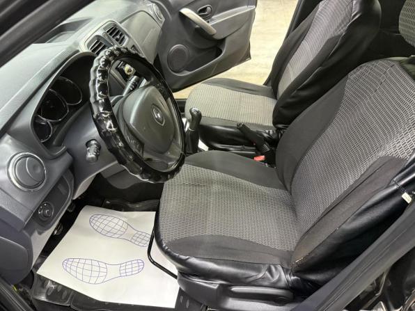 Renault Sandero II с пробегом 2017 года, цена 850 000 рублей, 170466 км, хэтчбек, Автокод Объявления