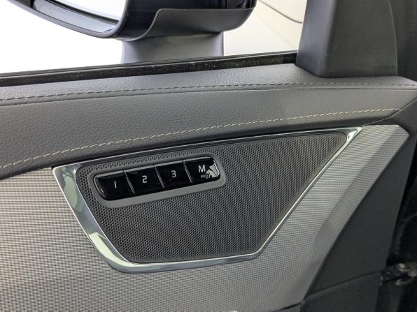 Volvo V90 II Рестайлинг с пробегом 2021 года, цена 5 290 000 рублей, 86755 км, универсал, Автокод Объявления