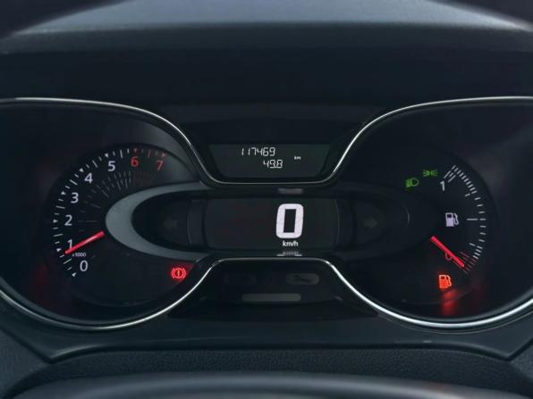 Renault Kaptur I с пробегом 2017 года, цена 1 299 000 рублей, 117421 км, внедорожник, Автокод Объявления