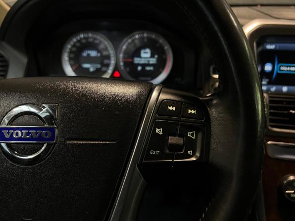 Volvo XC60 I с пробегом 2012 года, цена 1 000 000 рублей, 179581 км, внедорожник, Автокод Объявления