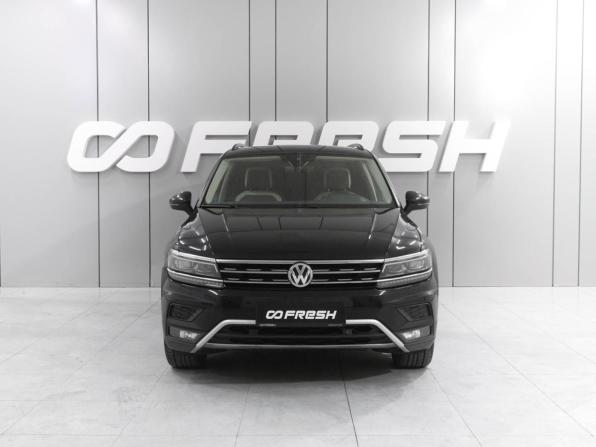 Volkswagen Tiguan II с пробегом 2020 года, цена 2 699 000 рублей, 129231 км, внедорожник, Автокод Объявления