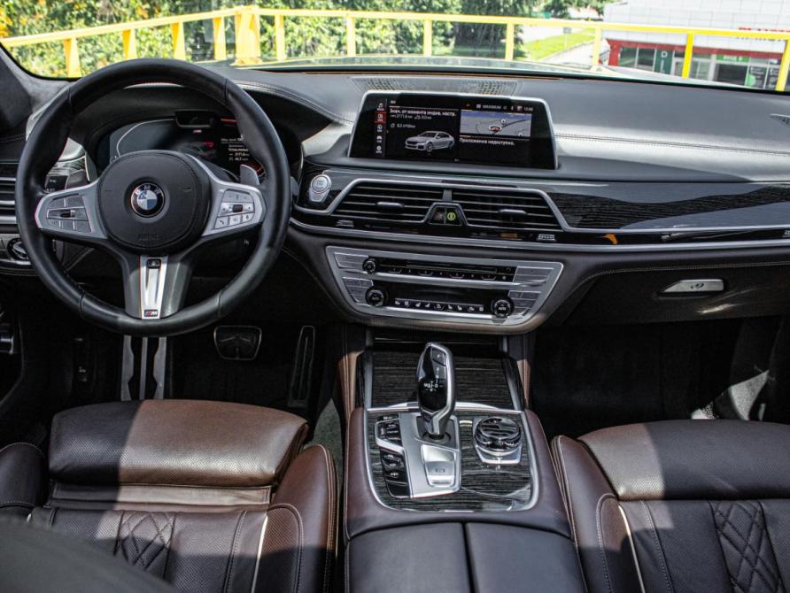 BMW 7 серии VI (G11/G12) Рестайлинг Москва  - изображение 12