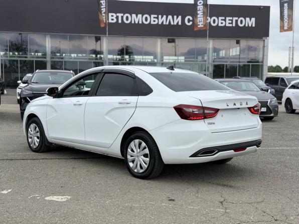 Lada (ВАЗ) Vesta I Рестайлинг (NG) с пробегом 2024 года, цена 975 000 рублей, 70357 км, седан, Автокод Объявления