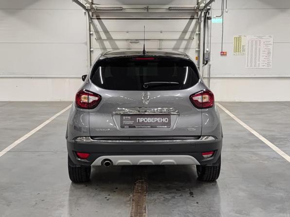 Renault Kaptur I с пробегом 2018 года, цена 1 150 000 рублей, 202100 км, внедорожник, Автокод Объявления