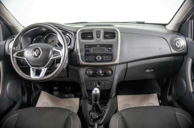 Renault Logan II Рестайлинг с пробегом 2019 года, цена 1 299 000 рублей, 174258 км, седан, Автокод Объявления