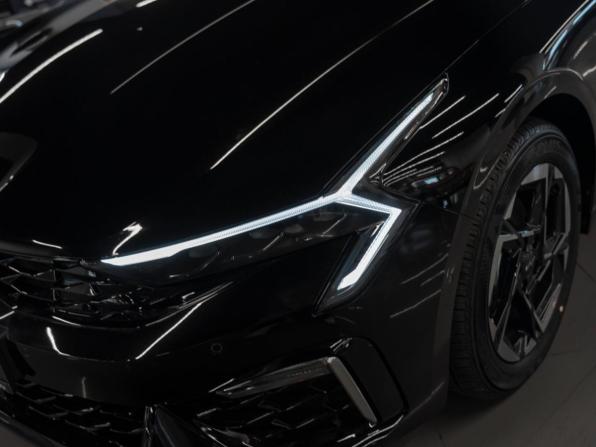 Kia K5 III Рестайлинг с пробегом 2026 года, цена 4 950 000 рублей, 19 км, седан, Автокод Объявления