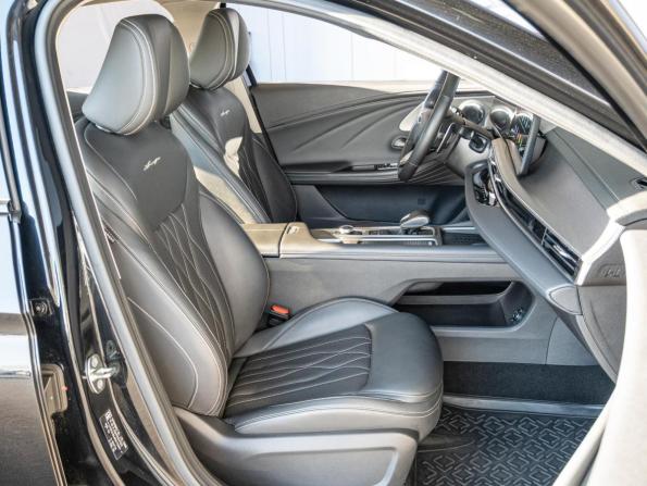 Chery Arrizo 8 с пробегом 2024 года, цена 2 050 000 рублей, 30092 км, седан, Автокод Объявления