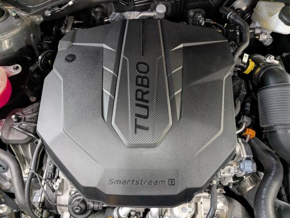 Hyundai Santa Fe IV Рестайлинг с пробегом 2022 года, цена 4 400 000 рублей, 41762 км, внедорожник, Автокод Объявления