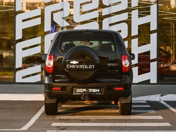 Chevrolet Niva I Рестайлинг с пробегом 2016 года, цена 819 000 рублей, 91280 км, внедорожник, Автокод Объявления