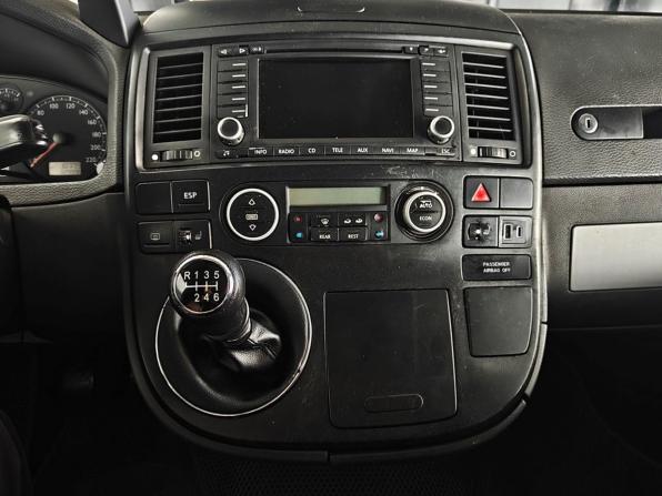 Volkswagen Multivan T5 с пробегом 2003 года, цена 1 085 000 рублей, 329998 км, минивэн, Автокод Объявления