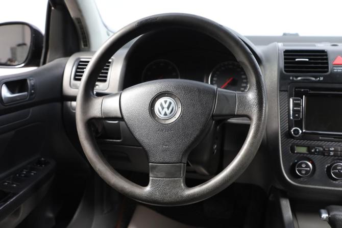 Volkswagen Golf V с пробегом 2005 года, цена 669 000 рублей, 342000 км, универсал, Автокод Объявления