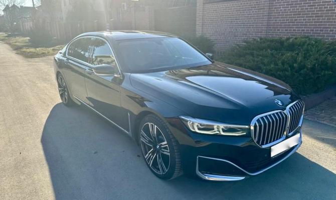 BMW 7 серии VI (G11/G12) Рестайлинг с пробегом 2019 года, цена 5 555 555 рублей, 200000 км, седан, Автокод Объявления