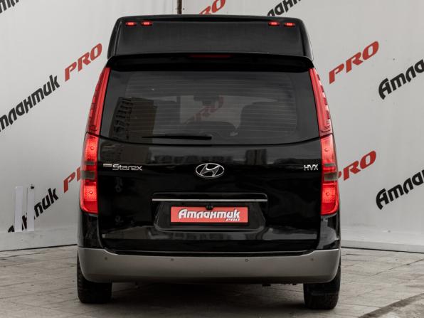 Hyundai Grand Starex I с пробегом 2010 года, цена 2 030 000 рублей, 253827 км, минивэн, Автокод Объявления