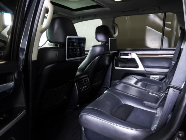 Toyota Land Cruiser 200 Series Рестайлинг 2 с пробегом 2018 года, цена 5 655 000 рублей, 334538 км, внедорожник, Автокод Объявления