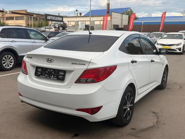 Hyundai Solaris I Рестайлинг с пробегом 2015 года, цена 930 000 рублей, 144876 км, седан, Автокод Объявления