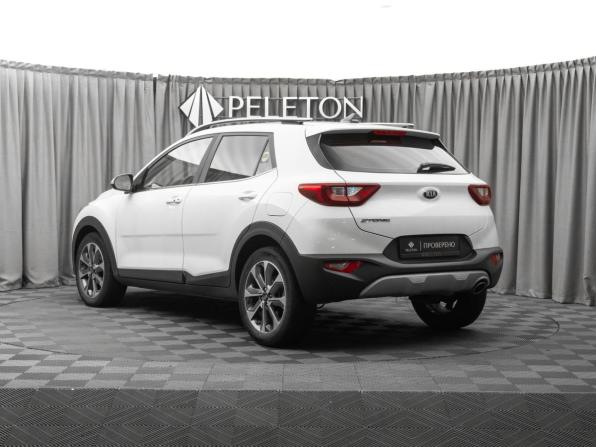 Kia Stonic I с пробегом 2019 года, цена 1 790 000 рублей, 84027 км, внедорожник, Автокод Объявления