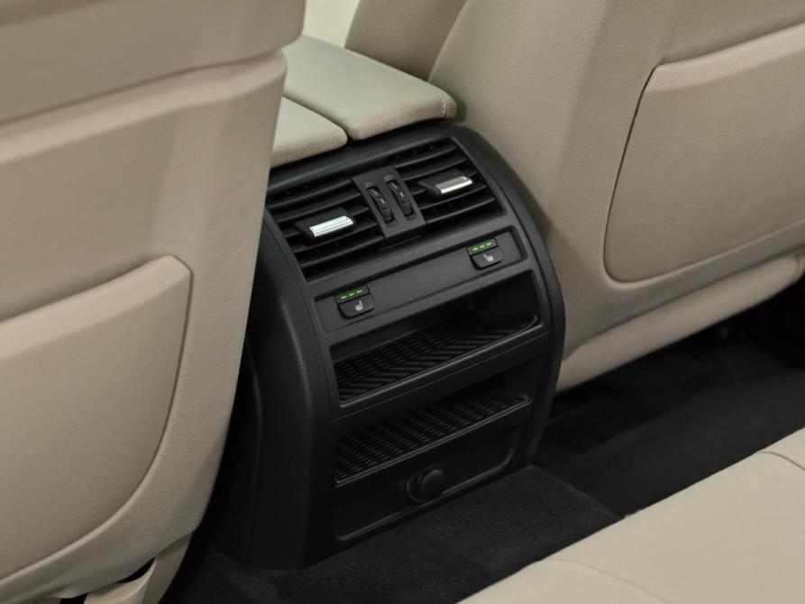 BMW 5 серии VI (F10/F11/F07) Москва  - изображение 17