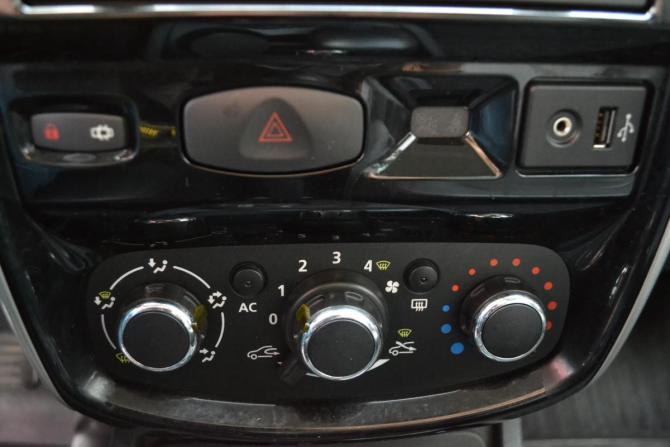 Nissan Terrano III (D10) с пробегом 2014 года, цена 990 000 рублей, 255427 км, внедорожник, Автокод Объявления