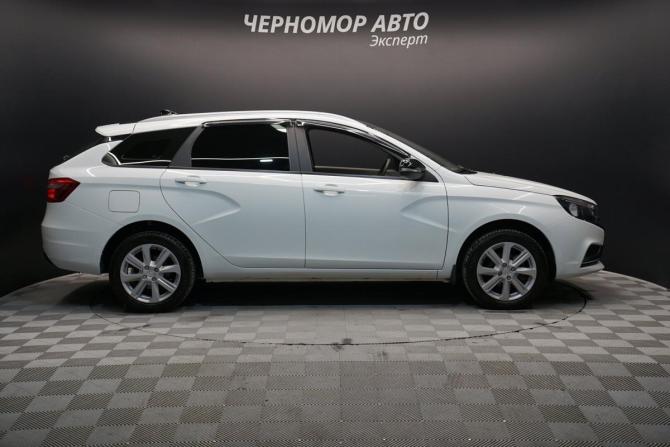 Lada (ВАЗ) Vesta I с пробегом 2022 года, цена 1 450 000 рублей, 59139 км, универсал, Автокод Объявления
