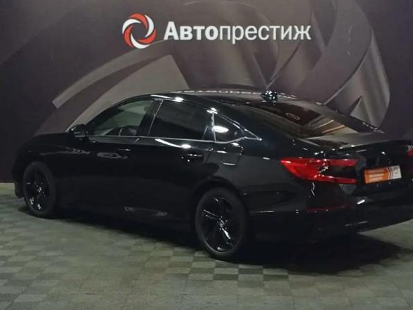 Honda Accord X с пробегом 2018 года, цена 1 820 000 рублей, 163724 км, седан, Автокод Объявления