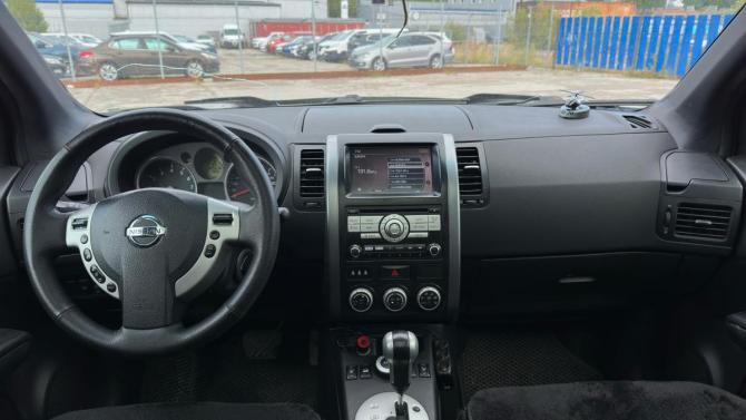 Nissan X-Trail II с пробегом 2010 года, цена 899 000 рублей, 300000 км, внедорожник, Автокод Объявления
