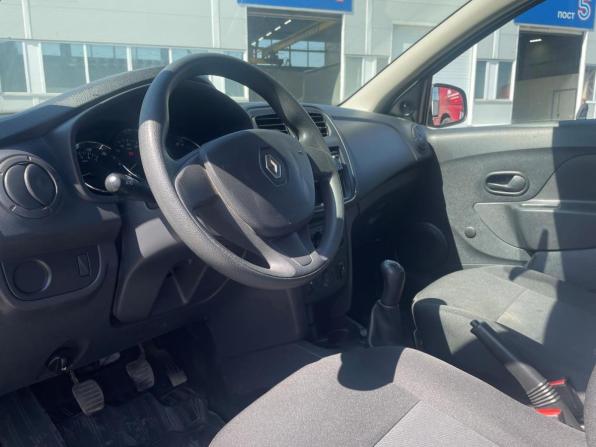 Renault Logan II с пробегом 2016 года, цена 629 000 рублей, 65556 км, седан, Автокод Объявления