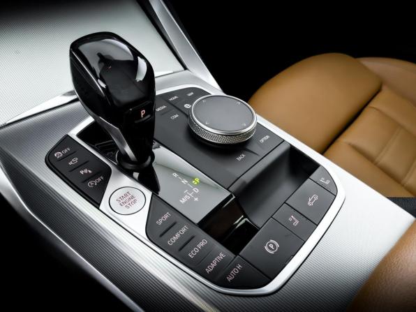 BMW 4 серии G22 G23 G26 с пробегом 2021 года, цена 5 490 000 рублей, 15000 км, кабриолет, Автокод Объявления