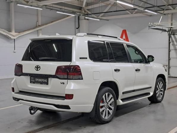 Toyota Land Cruiser 200 Series Рестайлинг 2 с пробегом 2016 года, цена 5 876 000 рублей, 161221 км, внедорожник, Автокод Объявления