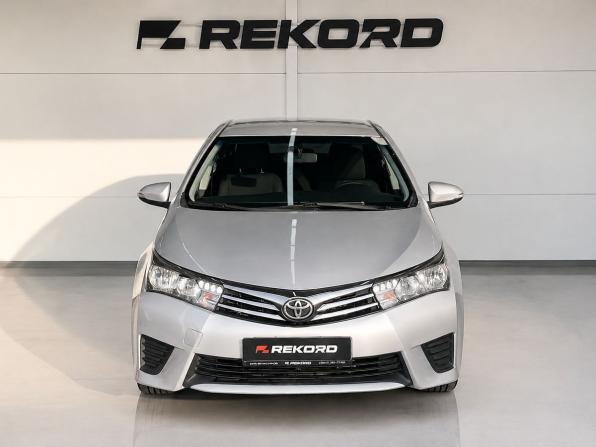 Toyota Corolla XI (E160 E170 E180) с пробегом 2013 года, цена 1 399 000 рублей, 157800 км, седан, Автокод Объявления