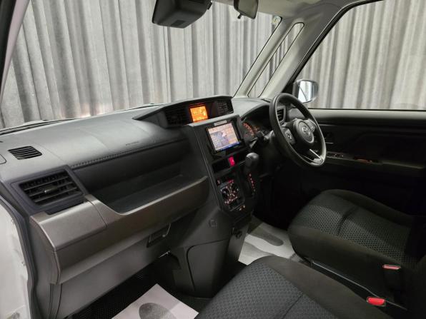Toyota Roomy I Рестайлинг с пробегом 2021 года, цена 1 040 000 рублей, 103000 км, минивэн, Автокод Объявления