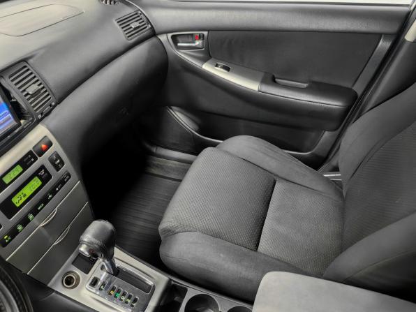 Toyota Corolla IX (E120 E130) Рестайлинг с пробегом 2006 года, цена 655 000 рублей, 328054 км, хэтчбек, Автокод Объявления