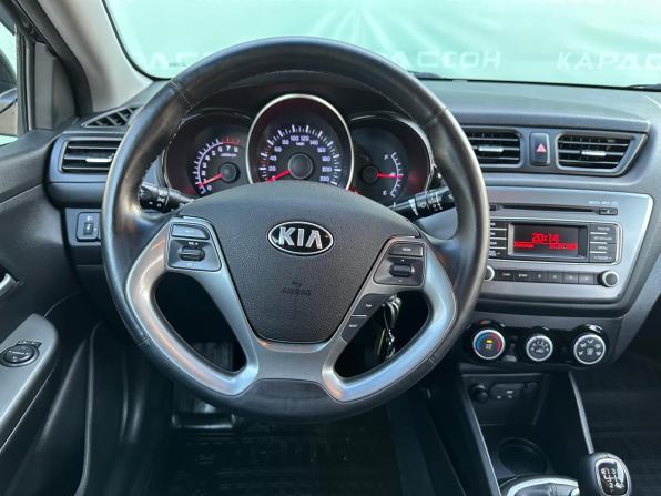 Kia Rio III Рестайлинг с пробегом 2016 года, цена 999 000 рублей, 104442 км, седан, Автокод Объявления