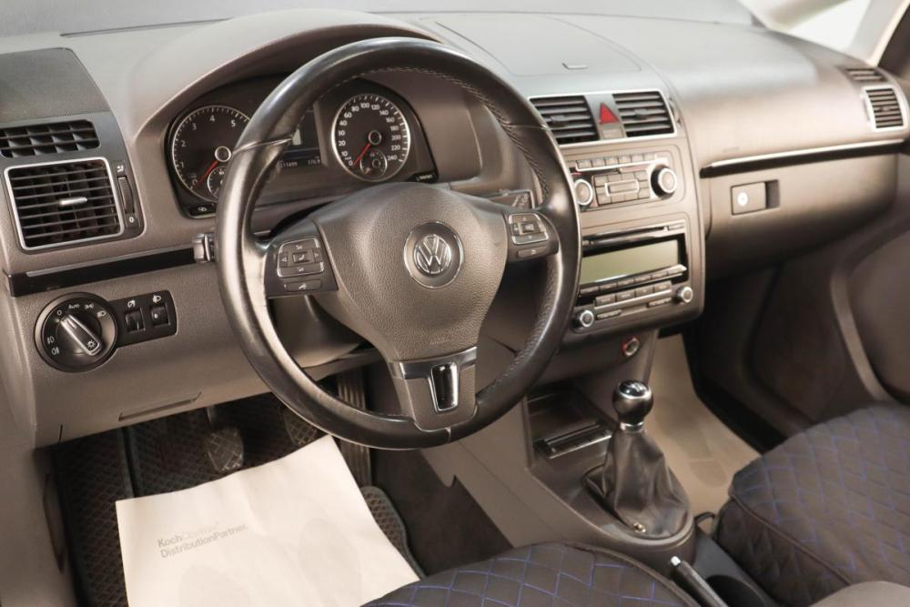 Volkswagen Touran I Рестайлинг Челябинск  - изображение 9