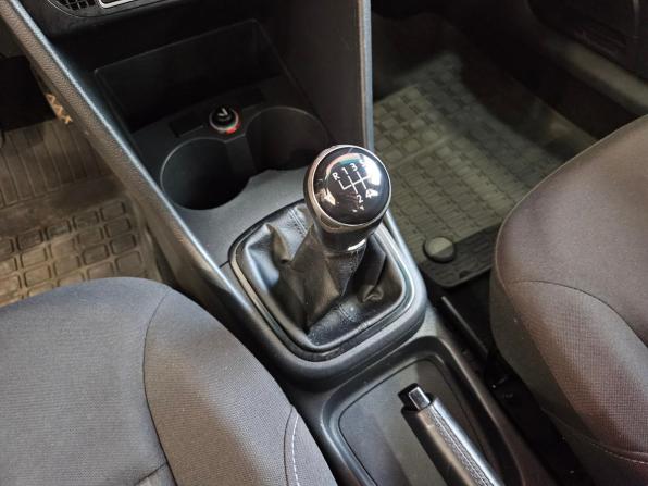 Volkswagen Polo V Рестайлинг с пробегом 2015 года, цена 1 079 000 рублей, 121315 км, седан, Автокод Объявления