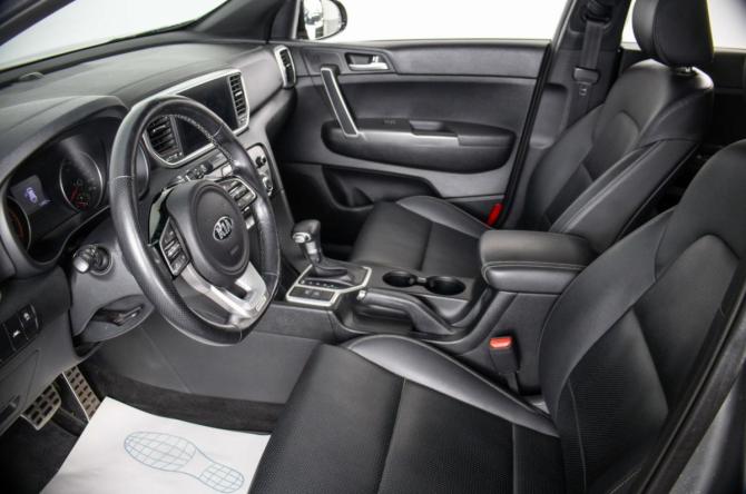 Kia Sportage IV Рестайлинг с пробегом 2018 года, цена 2 299 000 рублей, 114700 км, внедорожник, Автокод Объявления