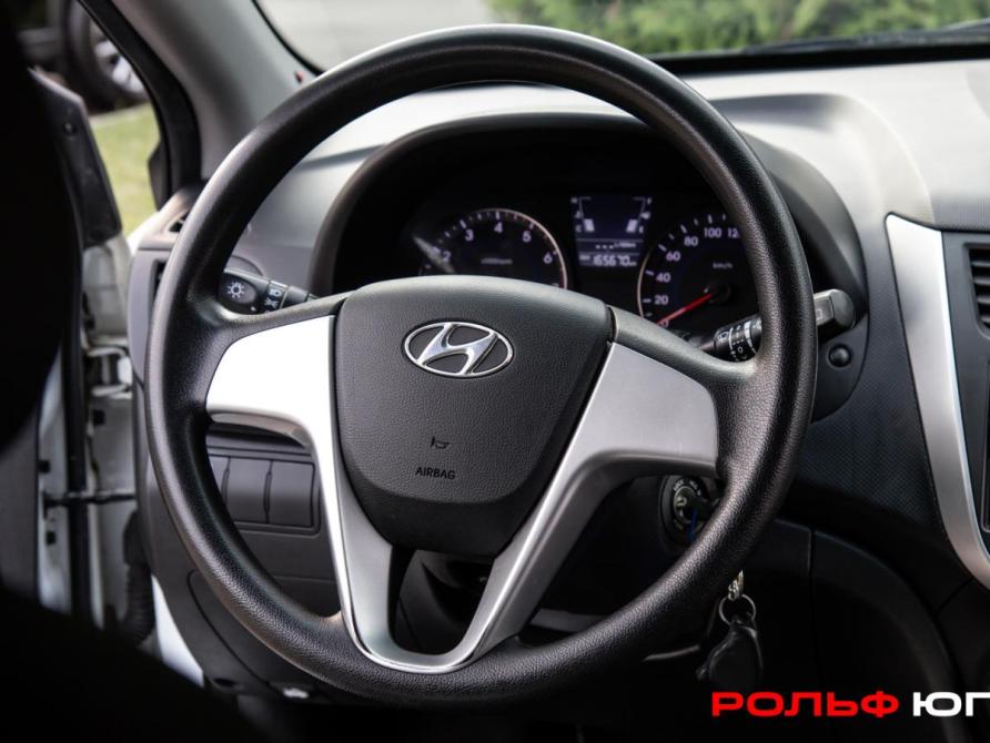 Hyundai Solaris I Москва  - изображение 12