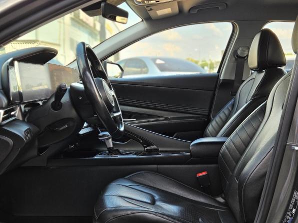 Hyundai Elantra VII (CN7) с пробегом 2021 года, цена 1 899 000 рублей, 117600 км, седан, Автокод Объявления