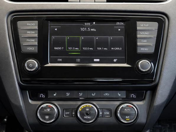 Skoda Octavia III (A7) с пробегом 2015 года, цена 1 397 000 рублей, 126633 км, лифтбек, Автокод Объявления