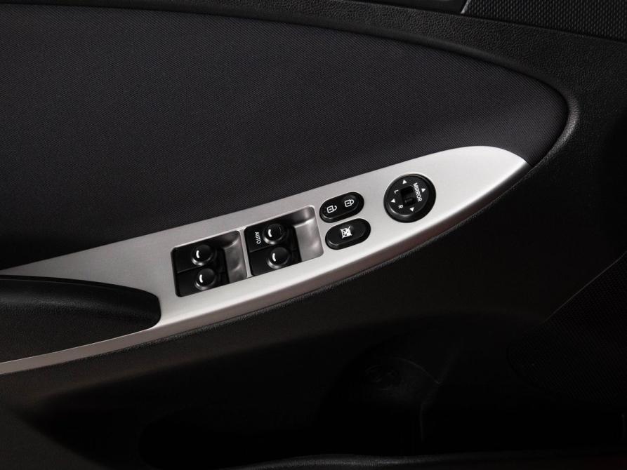 Hyundai Solaris I Рестайлинг Казань  - изображение 16