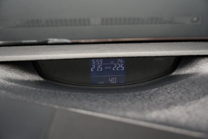 Toyota Venza I Рестайлинг с пробегом 2012 года, цена 2 055 000 рублей, 188100 км, внедорожник, Автокод Объявления