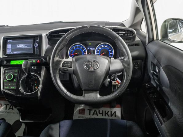 Toyota Wish II Рестайлинг с пробегом 2014 года, цена 1 370 000 рублей, 109900 км, минивэн, Автокод Объявления