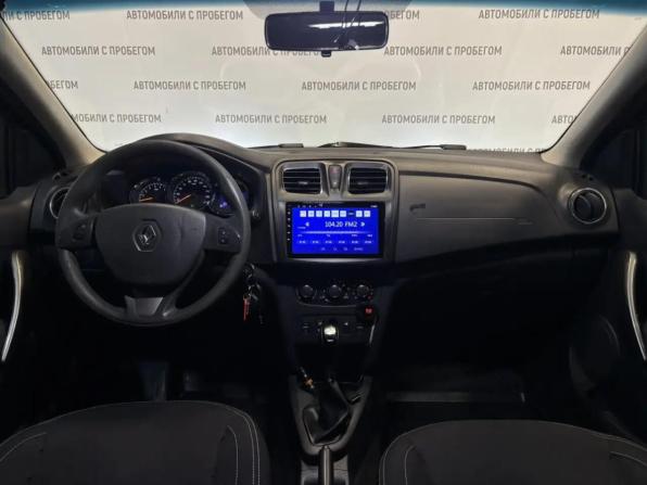 Renault Logan II с пробегом 2017 года, цена 589 000 рублей, 189000 км, седан, Автокод Объявления